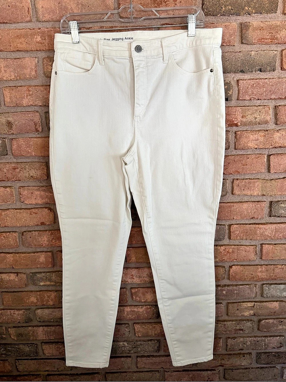 Talbots High-Rise Legging Ankle Jeans in White Waist 12 Like New